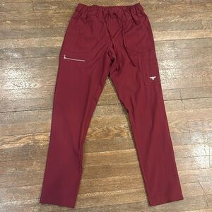 NWOT Scrub Pants Small
